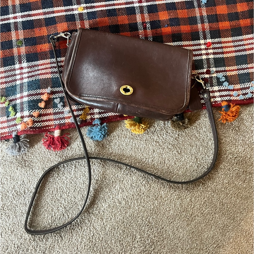 Vintage Coach crossbody purse